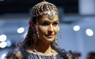 LEADING JEWELLERY DESIGNERS TOOK DAY 3 OF VOD DUBAI INTERNATIONAL JEWELLERY SHOW’S CATWALK BY STORM