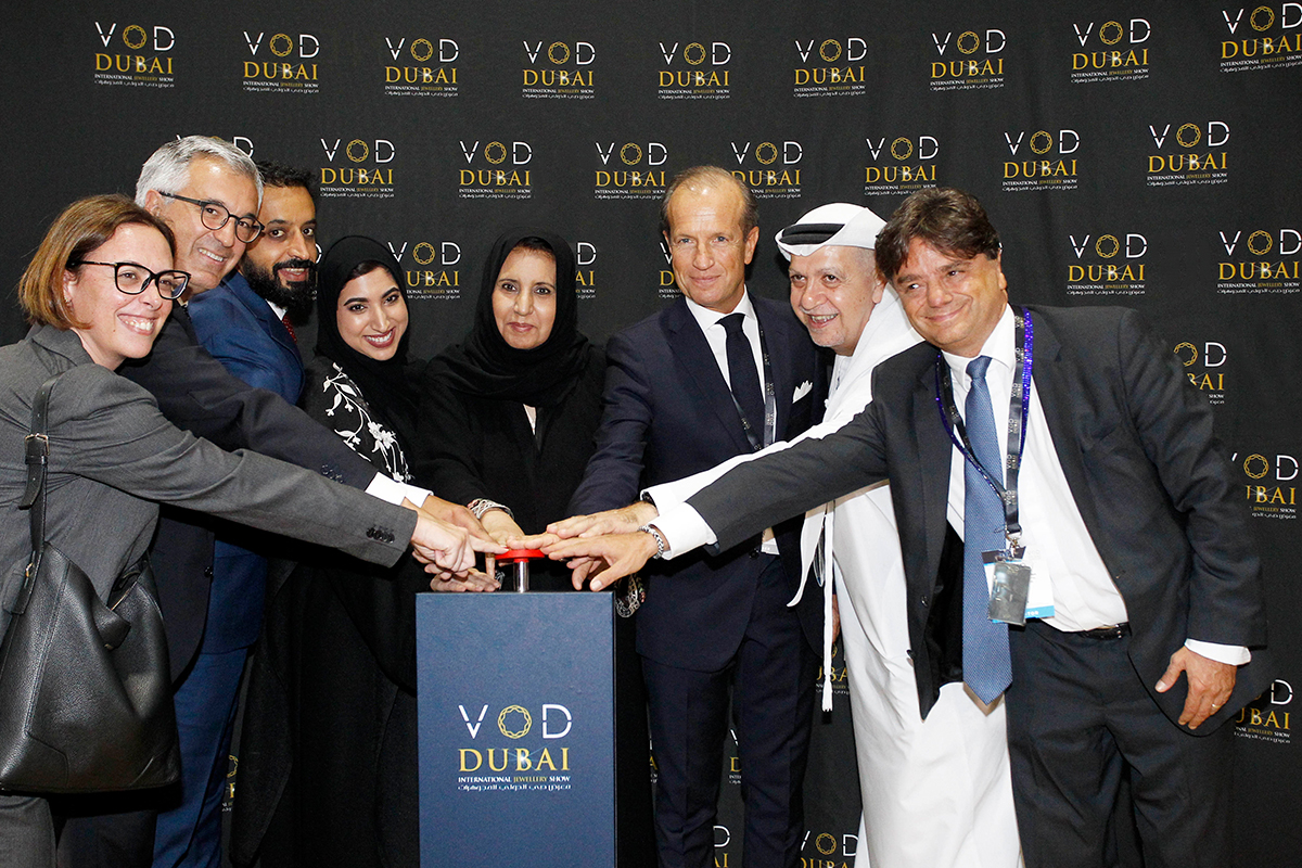 VOD Dubai International Jewellery Show 2017 opens for business
